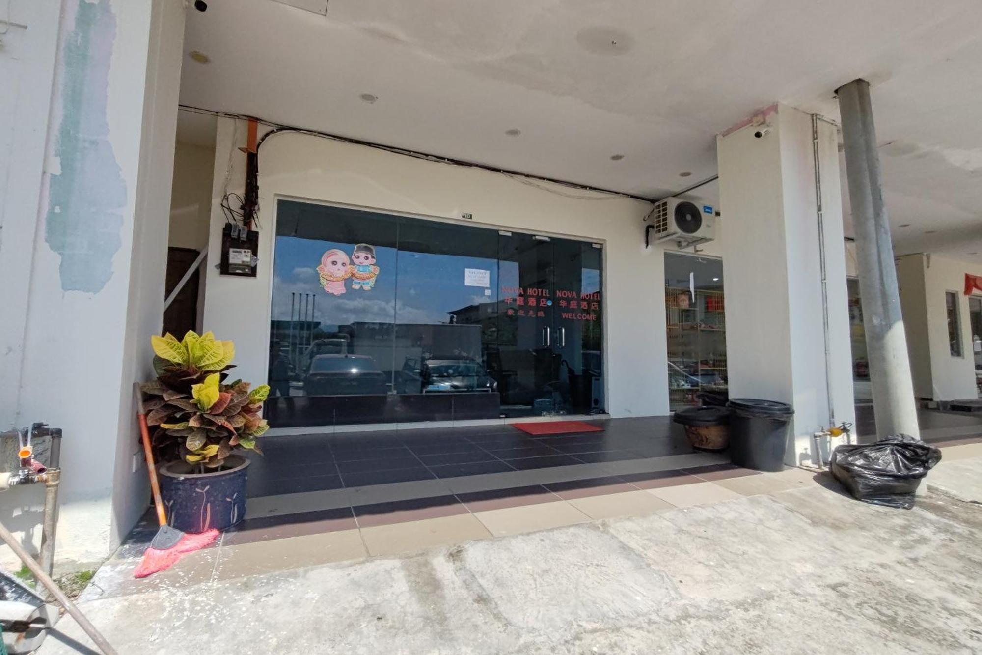 Hotel Nova Hotel, Tambun 2*